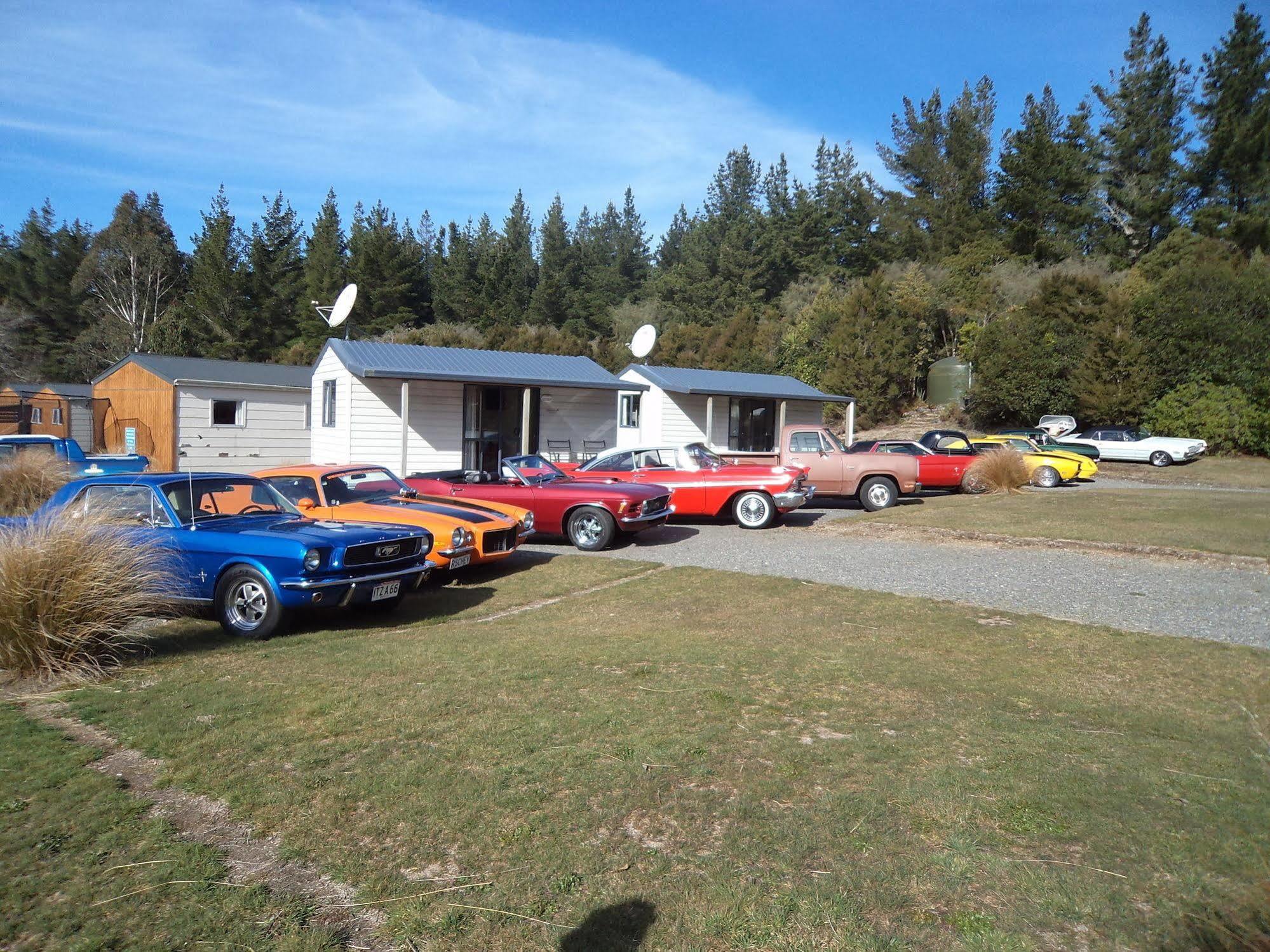 Tongariro Holiday Park Hotel National Park Exterior photo